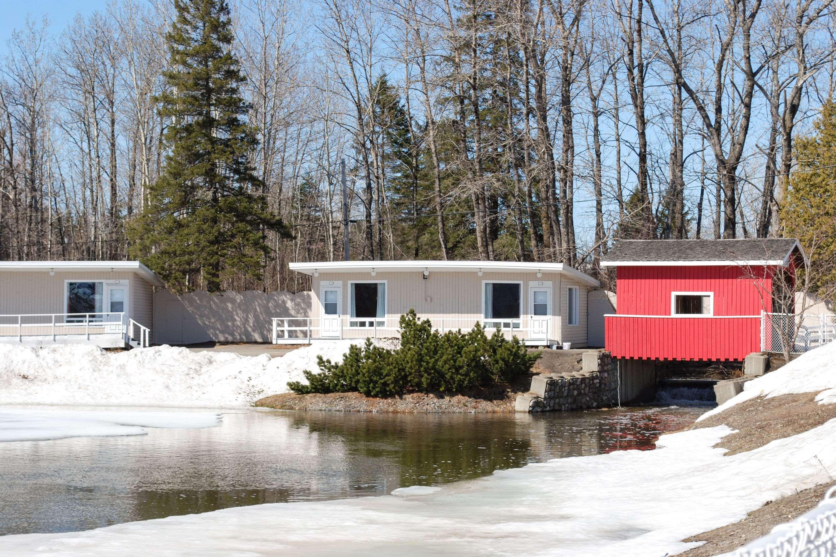 Rodeway Inn Grand Falls Exterior photo